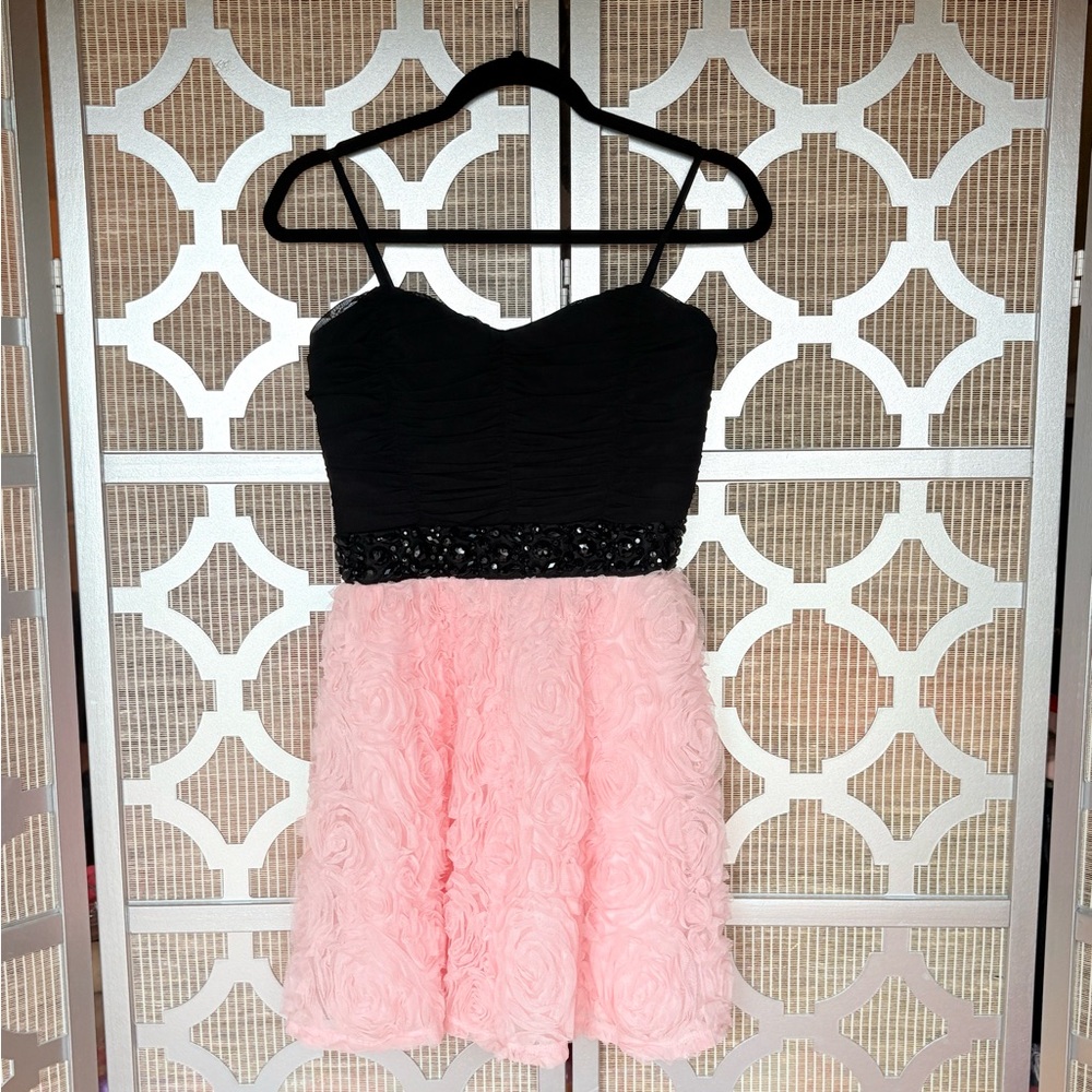 Wet Seal Black and Pink Spaghetti Strap Prom Dress